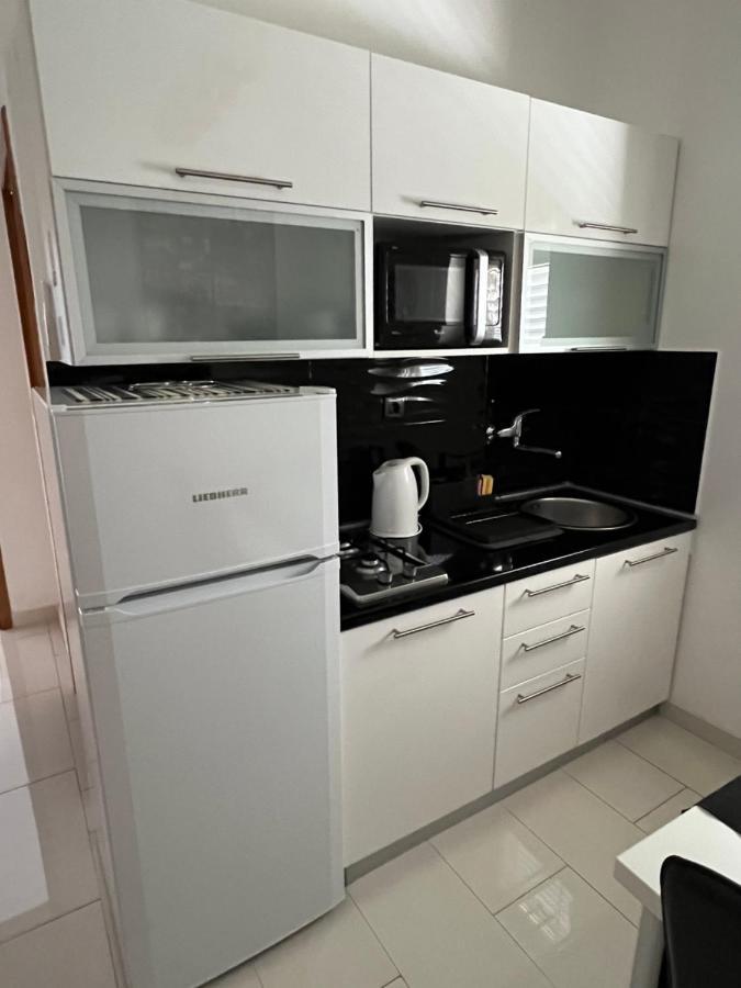 Apartments Loncar-Near Zrce Beach Novalja Luaran gambar