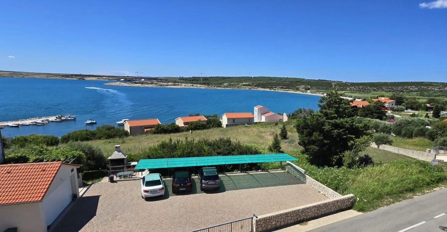 Apartments Loncar-Near Zrce Beach Novalja Luaran gambar